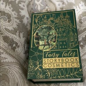 Storybook Cosmetics: Fairy Tales Robin Hood